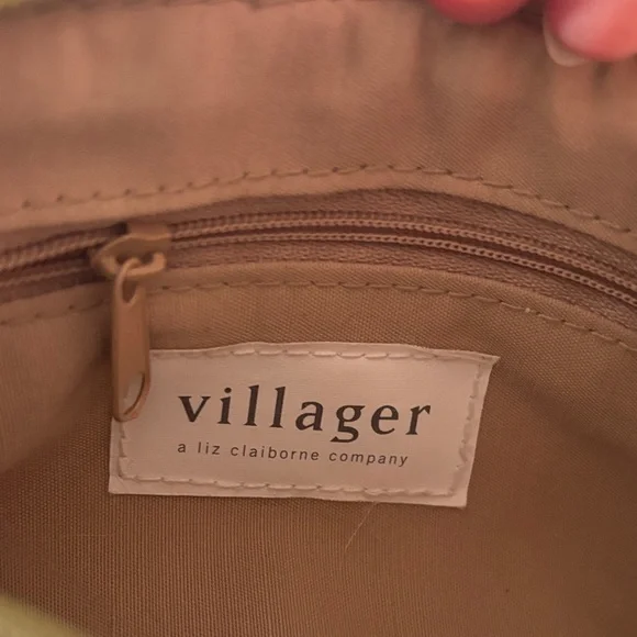 Green Leather Shoulder Bag - Picture 2 of 5